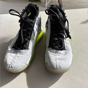 Men's Nike Air Jordan Proto Max 720 Aluminum grey and Neon Green